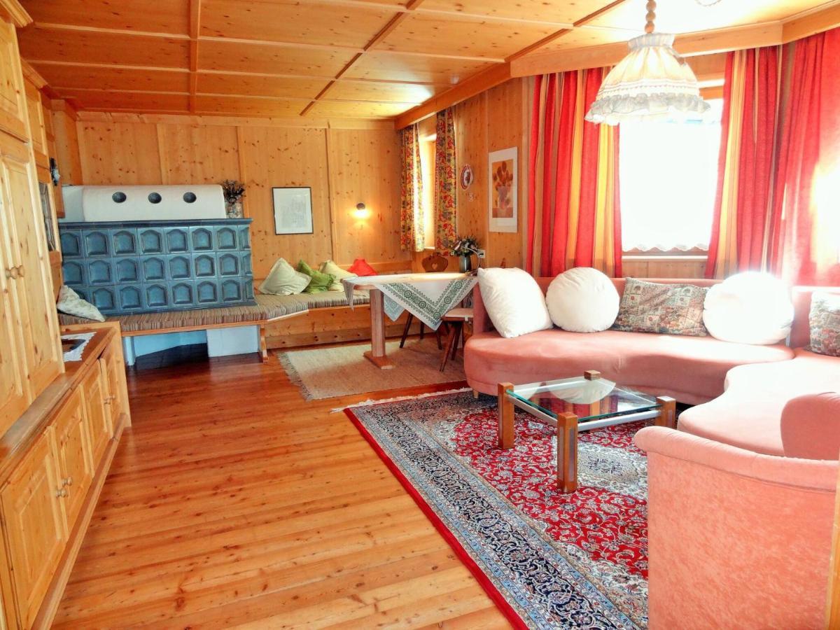 Holiday Home, Axams インスブルック エクステリア 写真