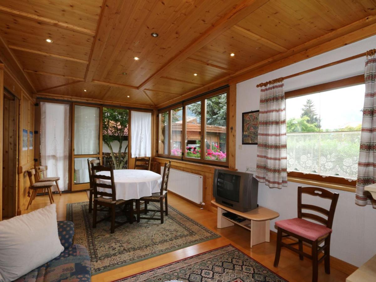 Holiday Home, Axams インスブルック エクステリア 写真