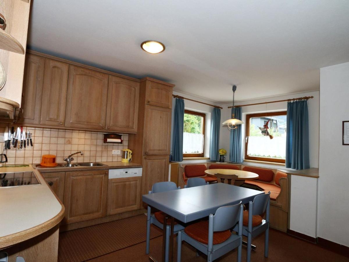 Holiday Home, Axams インスブルック エクステリア 写真